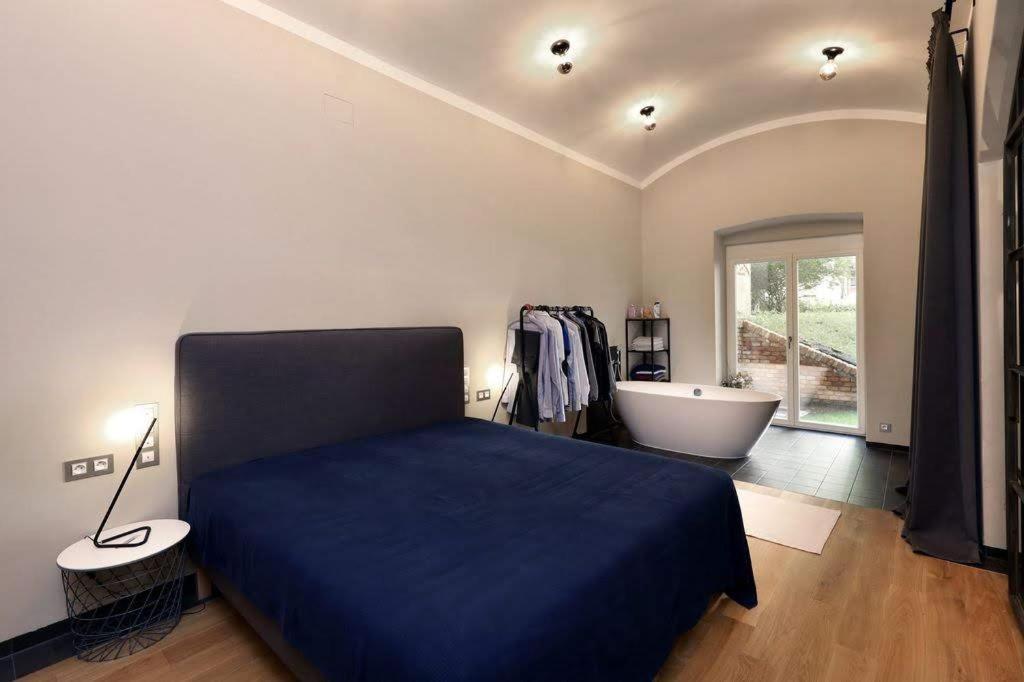 Design Loft 2 Minutes To Wenceslas Square Prague Exterior photo
