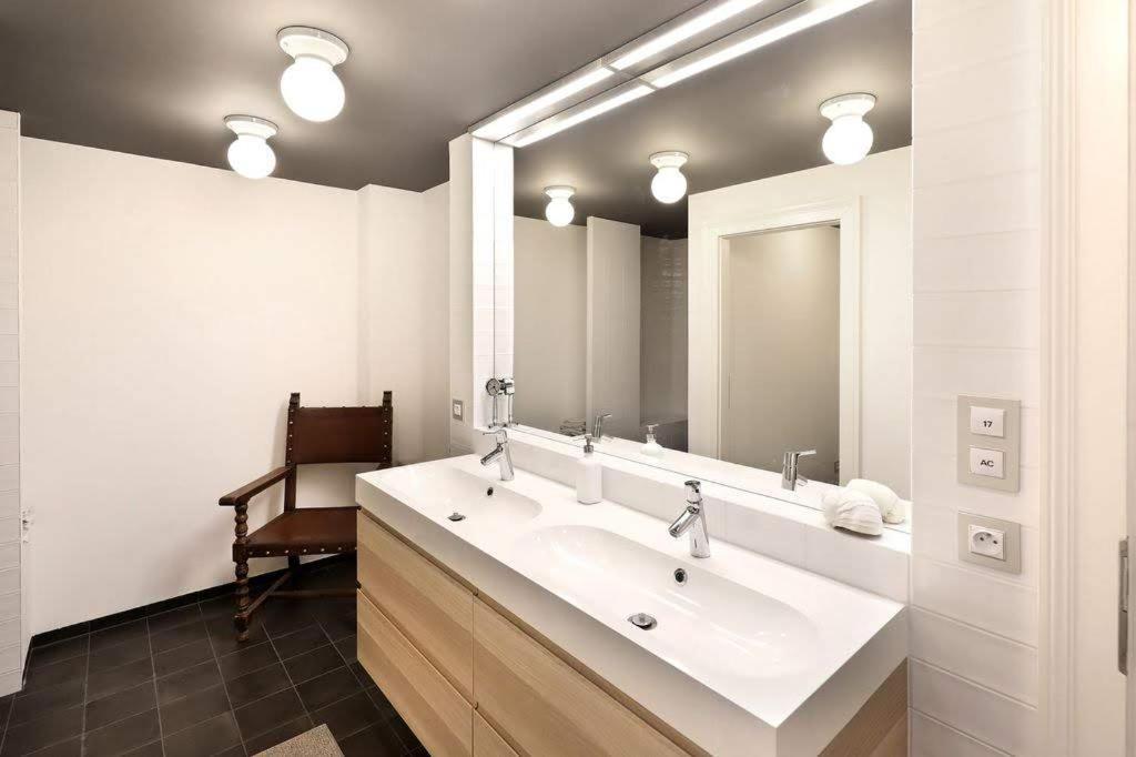 Design Loft 2 Minutes To Wenceslas Square Prague Exterior photo