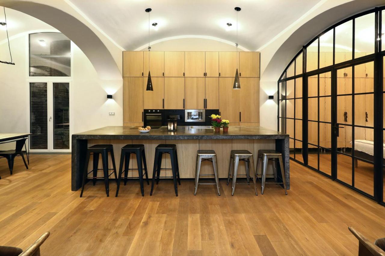Design Loft 2 Minutes To Wenceslas Square Prague Exterior photo